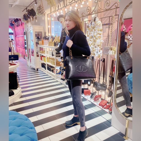 HANEL Pre-Owned 1995 CC caviar-leather shoulder bag - Picture 14 of 15